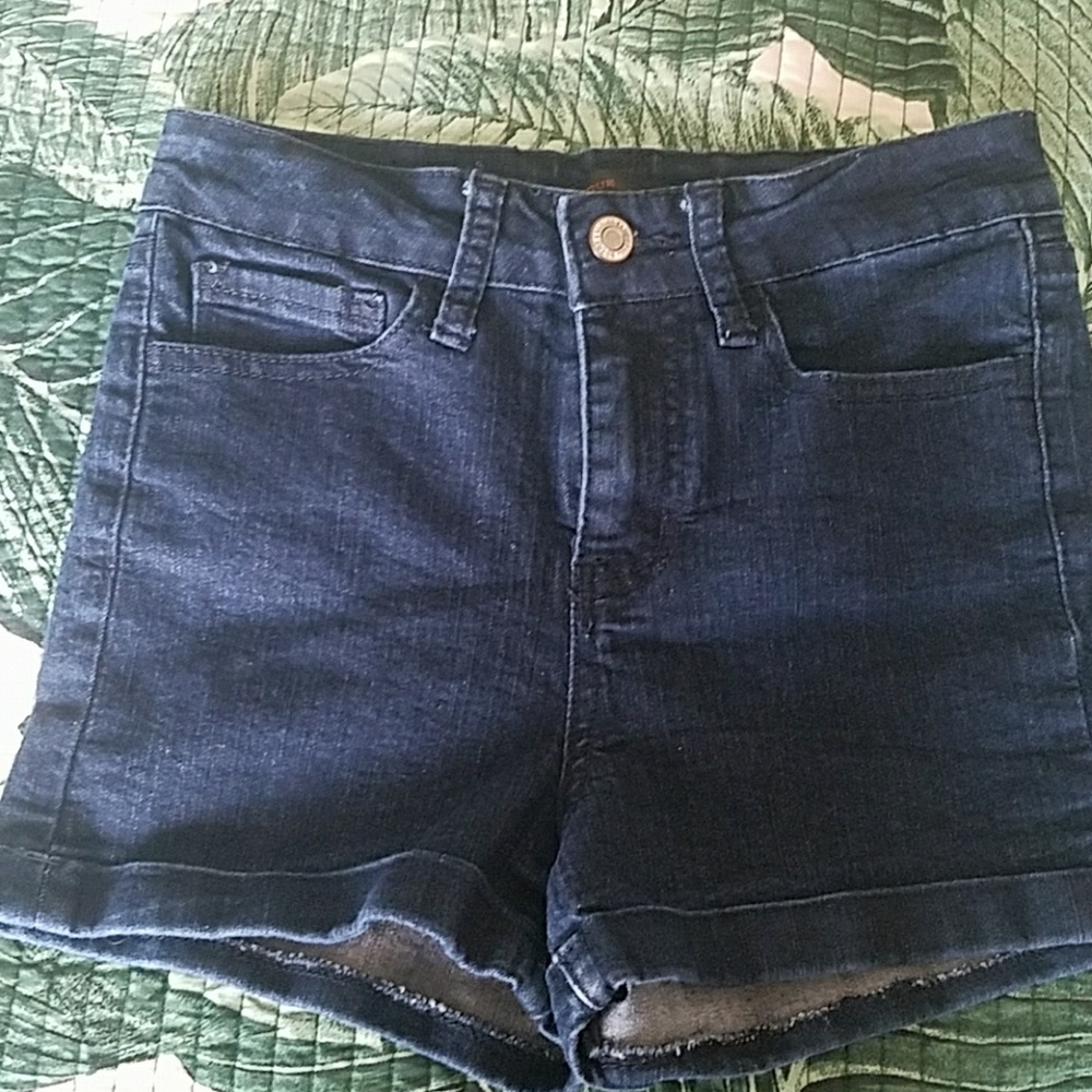 boutique high waisted jean shorts